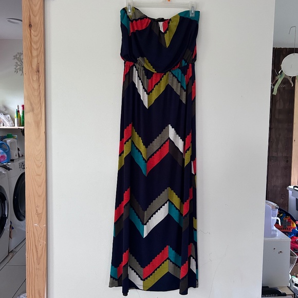 ☀️5/20$!! Trixxi Strapless Chevron Print Maxi Dress - Picture 1 of 11